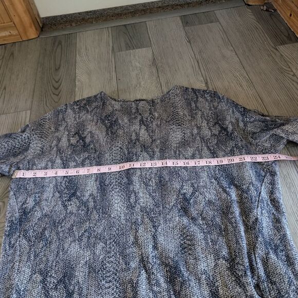 Clara Sun Woo Python Snake Print Sweater Top Size XL - Picture 6 of 7